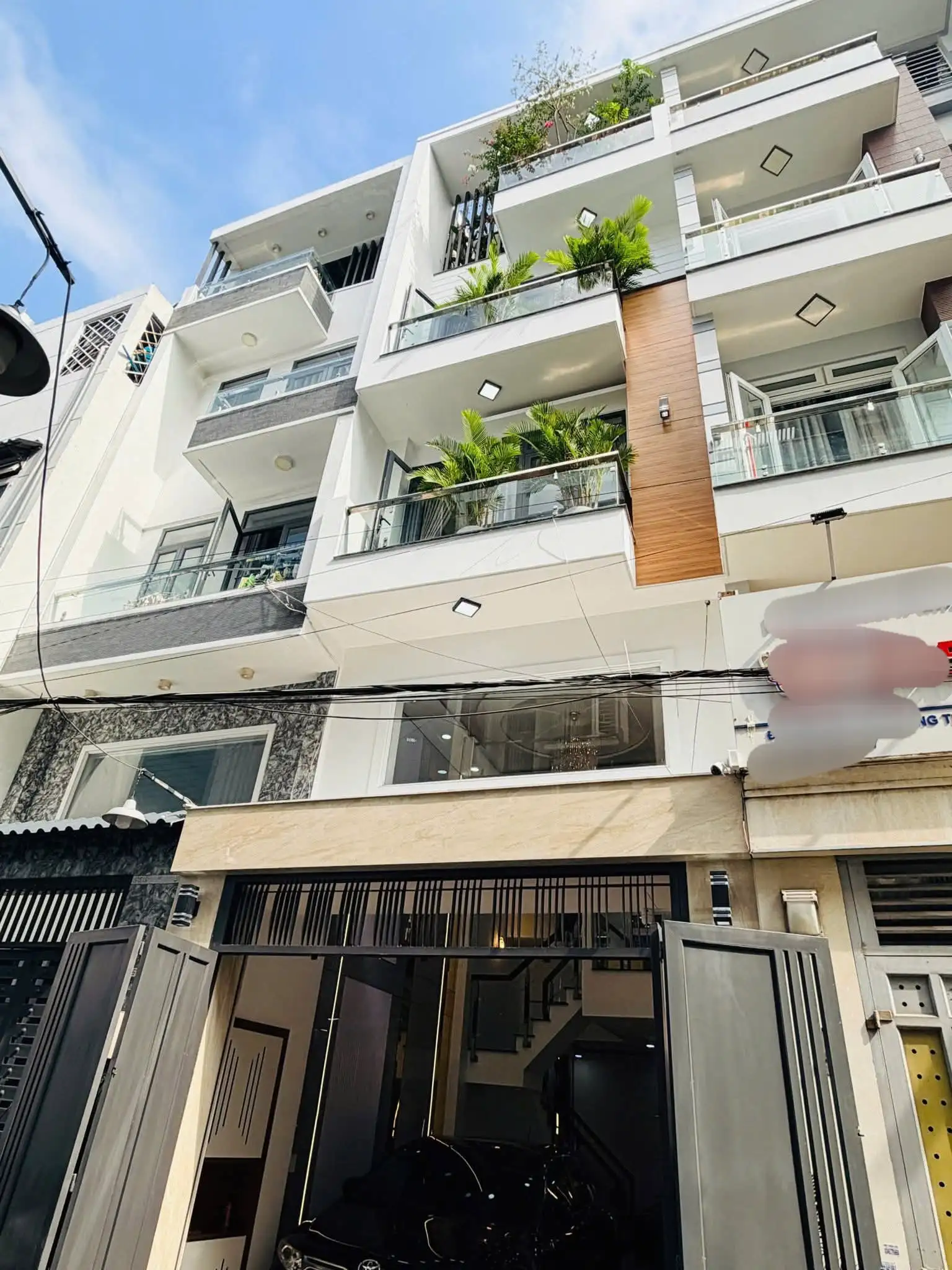 Hẻm xe hơi khu dân cư Quang Trung gần chợ Hạnh Thông Tây