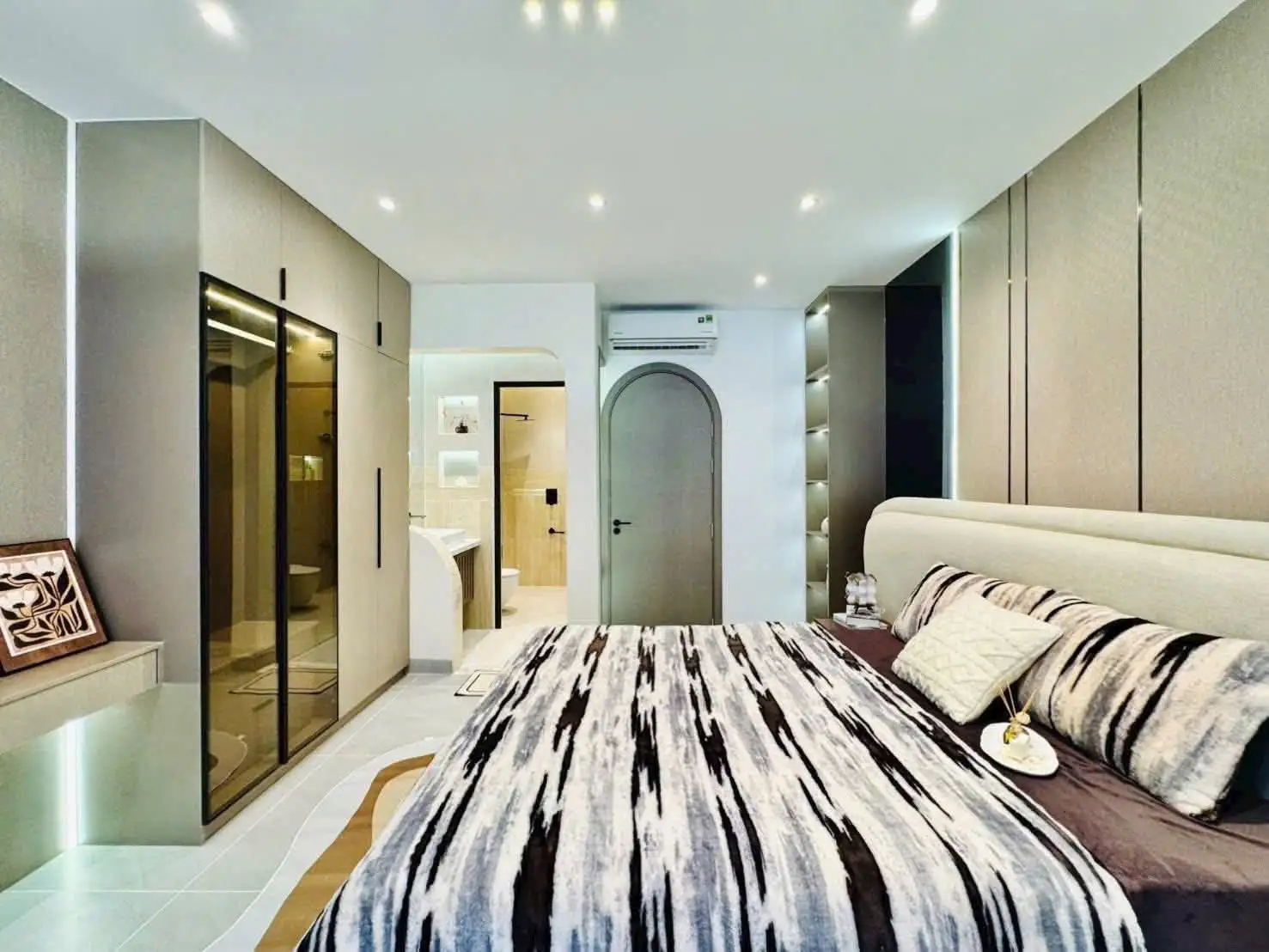 Cực phẩm mang tên Luxury Thang Máy Full nội thất 13,5 tỷ - Ảnh 18