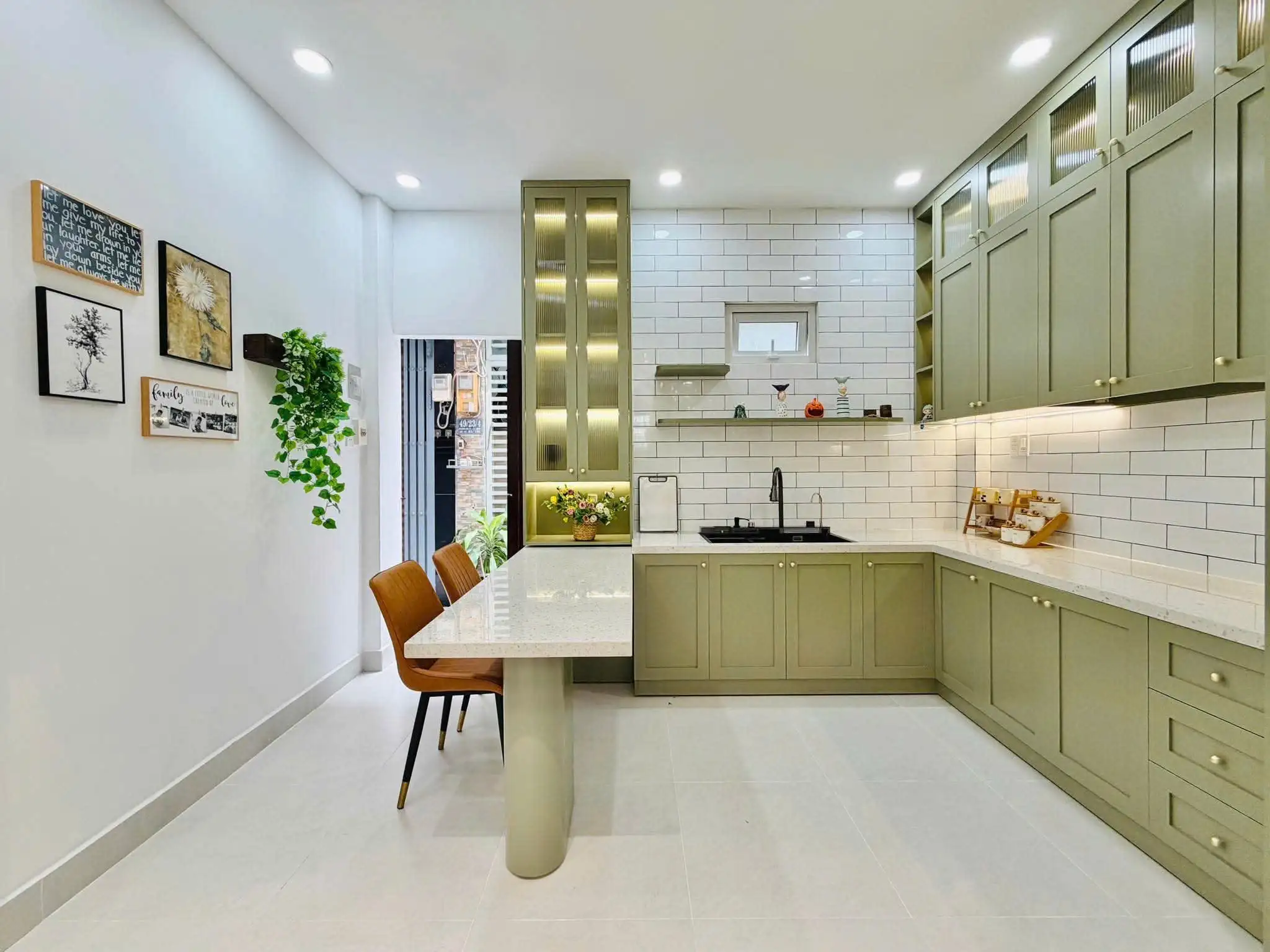 Nhà 2 mặt hẻm thông thoáng Full nội thất - Ảnh 19
