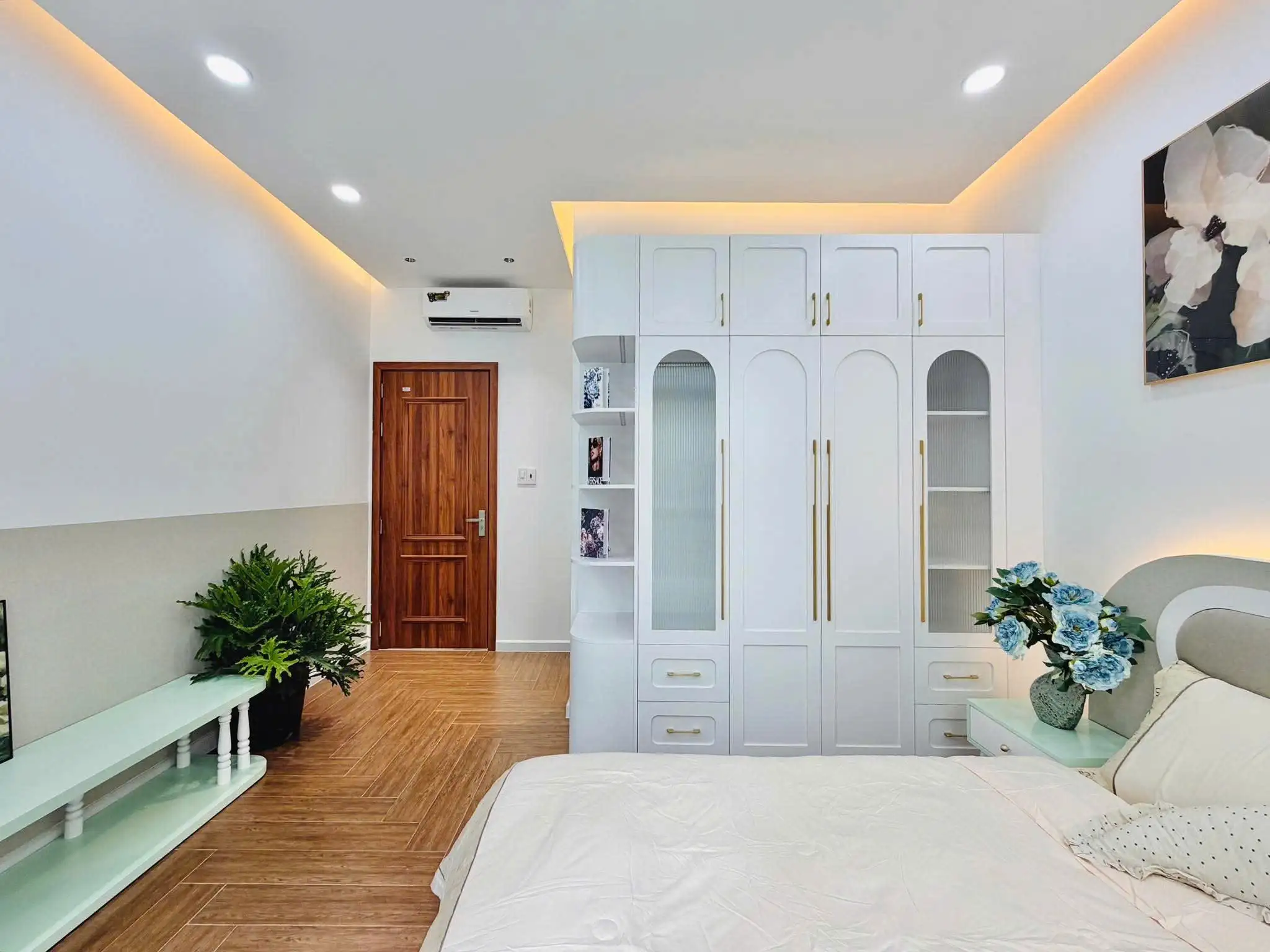 Nhà 2 mặt hẻm thông thoáng Full nội thất - Ảnh 12