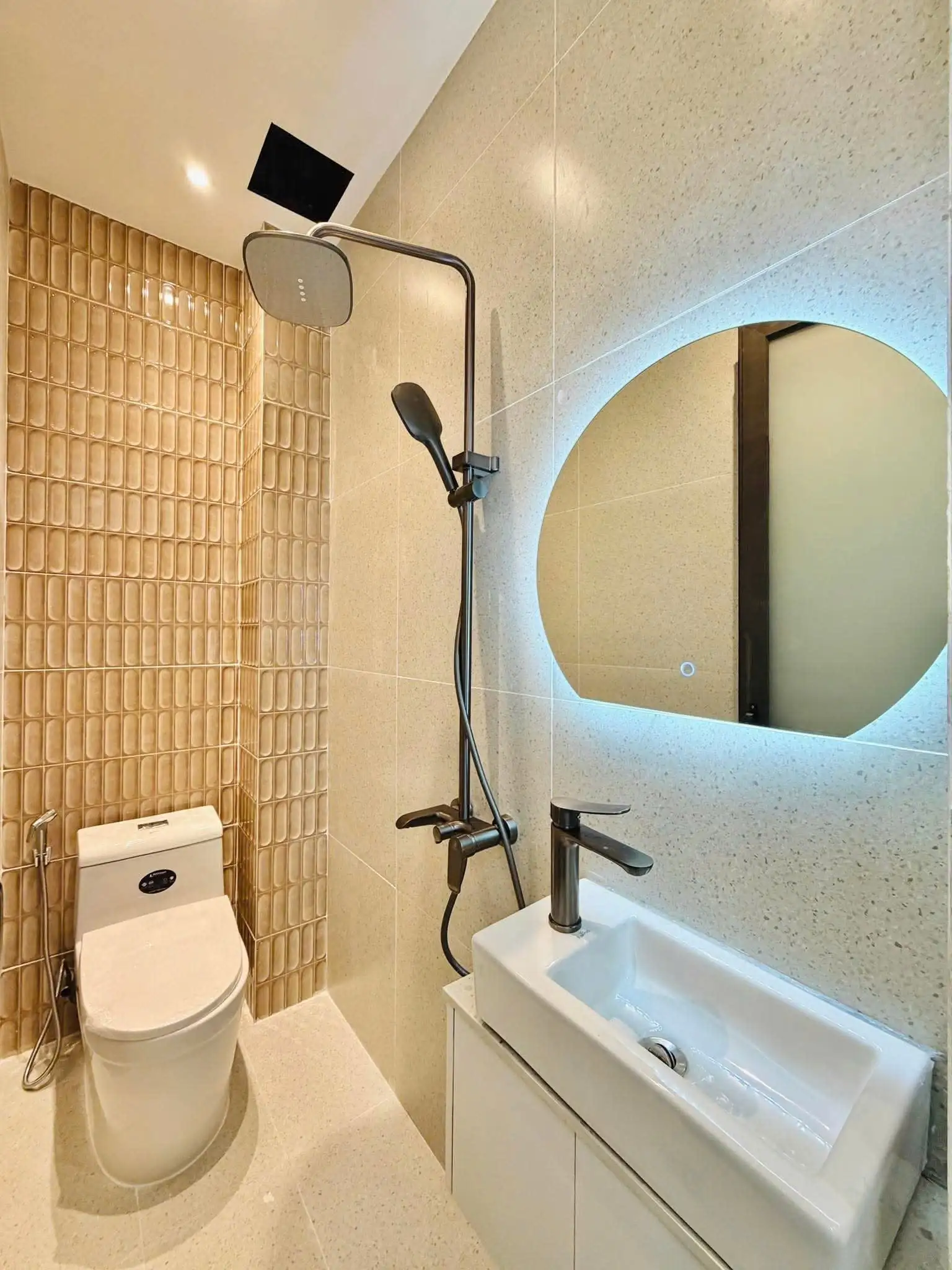 Nhà 2 mặt hẻm thông thoáng Full nội thất - Ảnh 11