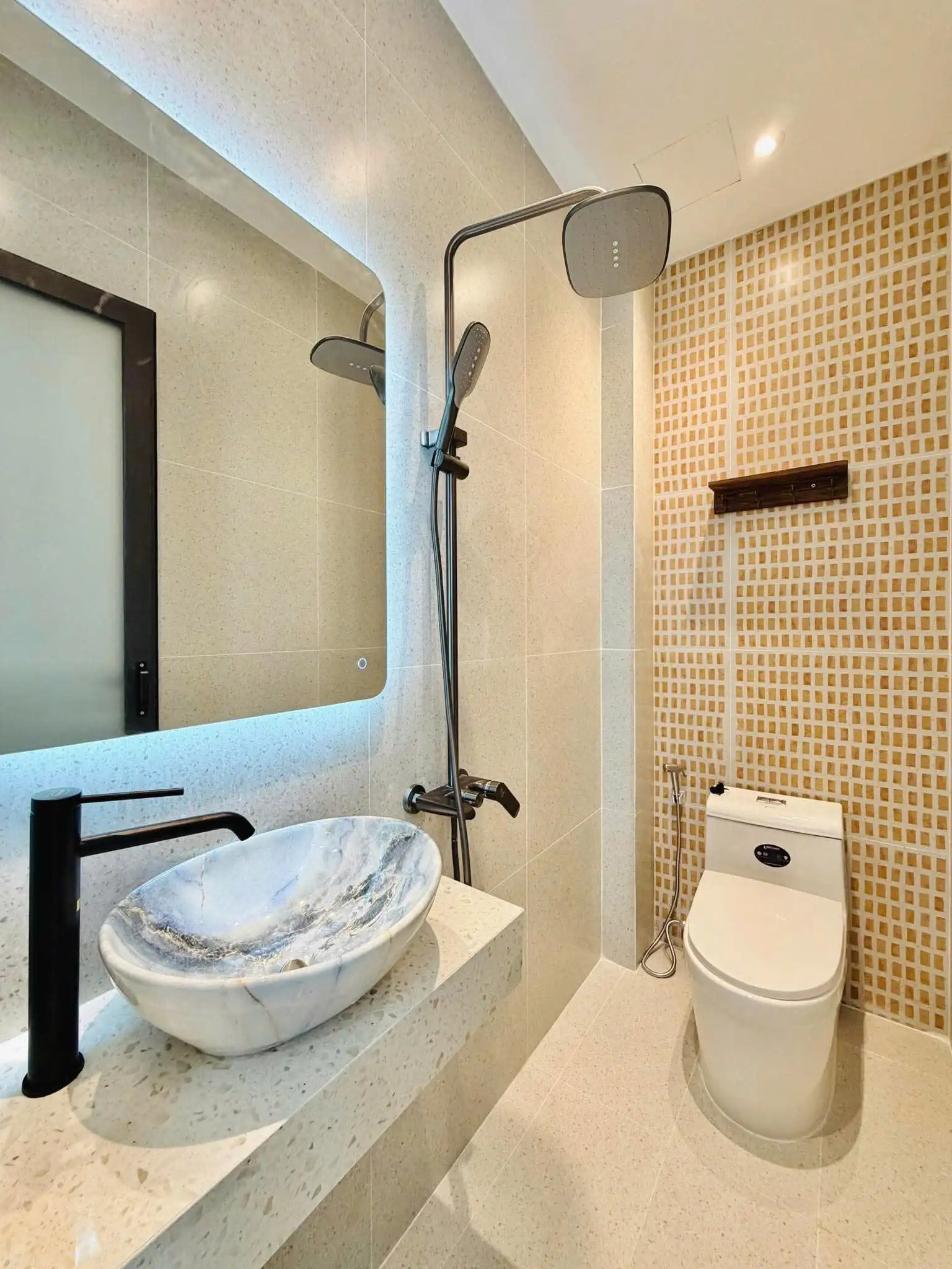 Nhà 2 mặt hẻm thông thoáng Full nội thất - Ảnh 6