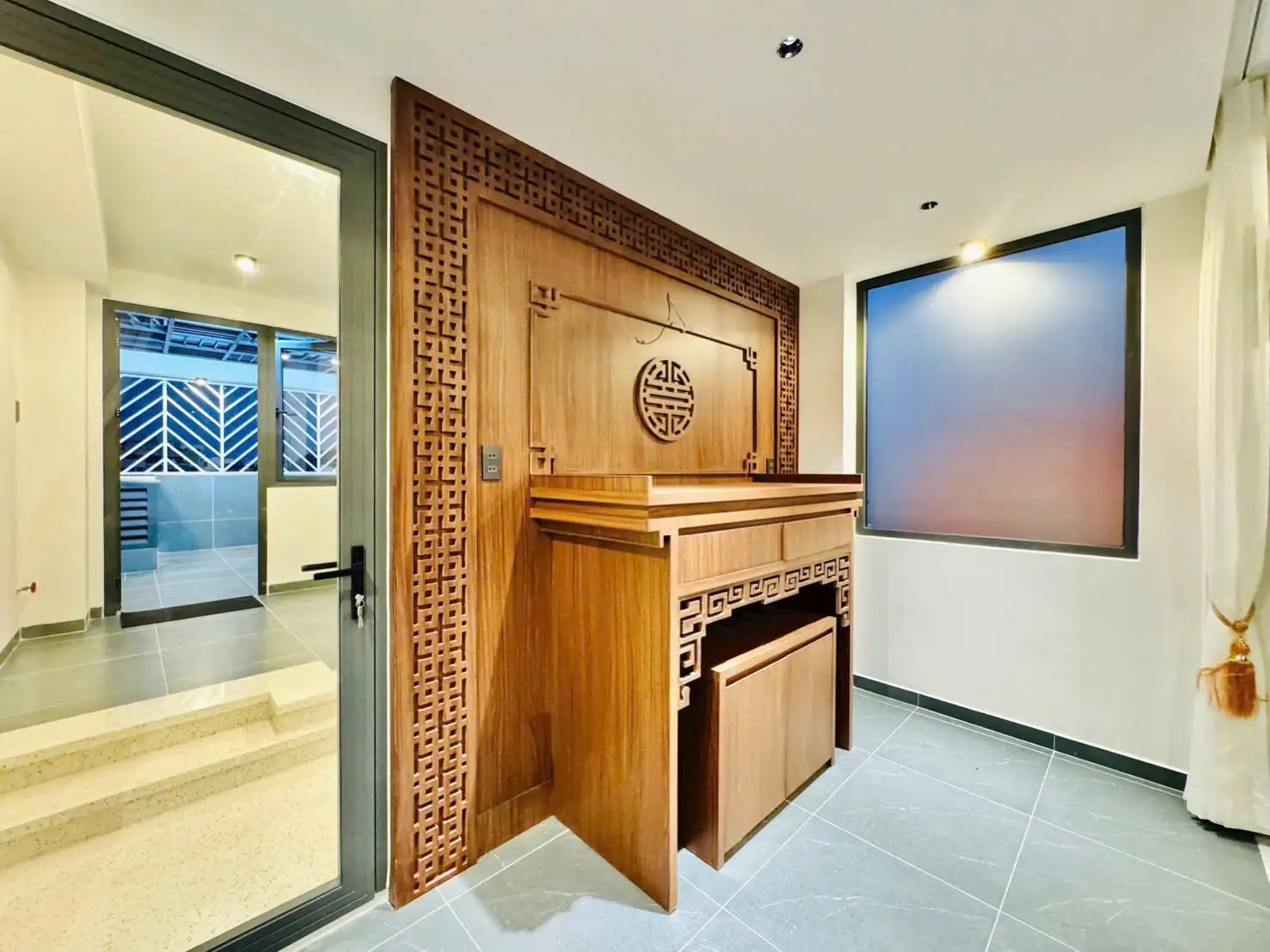 Alternative view of SIÊU PHẨM THANG MÁY HẺM 6M THIẾT KẾ HIỆN ĐẠI SANG TRỌNG CÓ PHÒNG KARAOKE