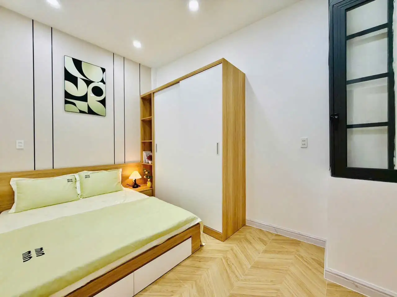 Bán nhà mới đẹp nội thất 4,x gần ngã 5 GV - Ảnh 6